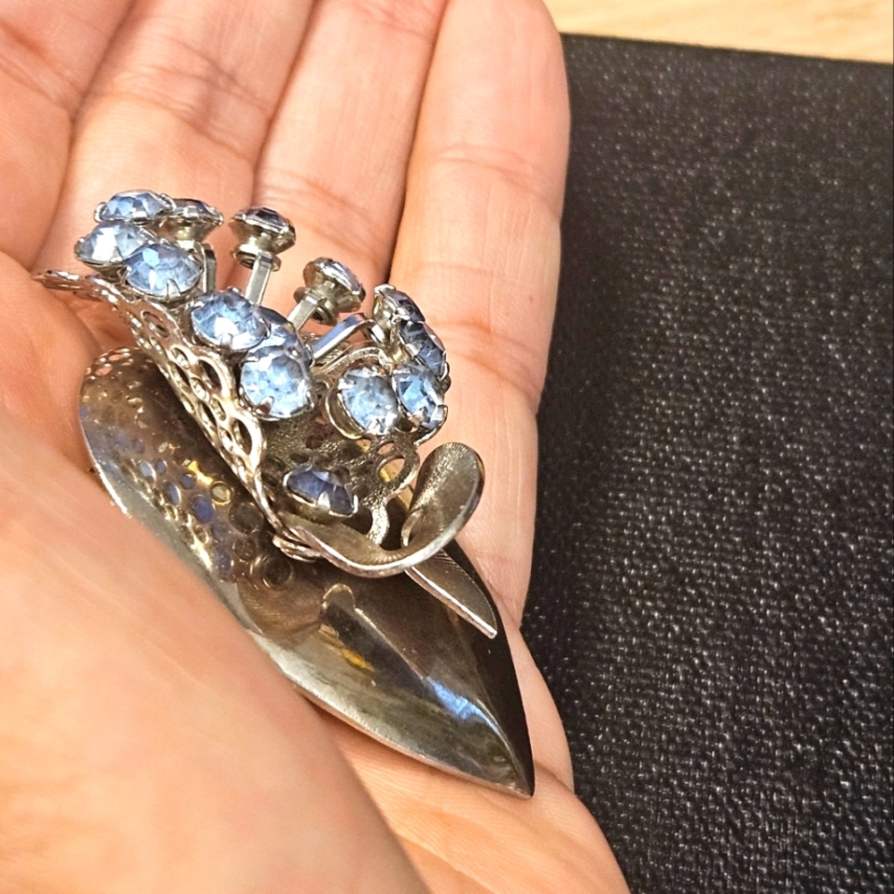 Vtg Art Deco Floral Light Blue Rhinestone Silver Tone Abstract Brooch Pin - Picture 5 of 6
